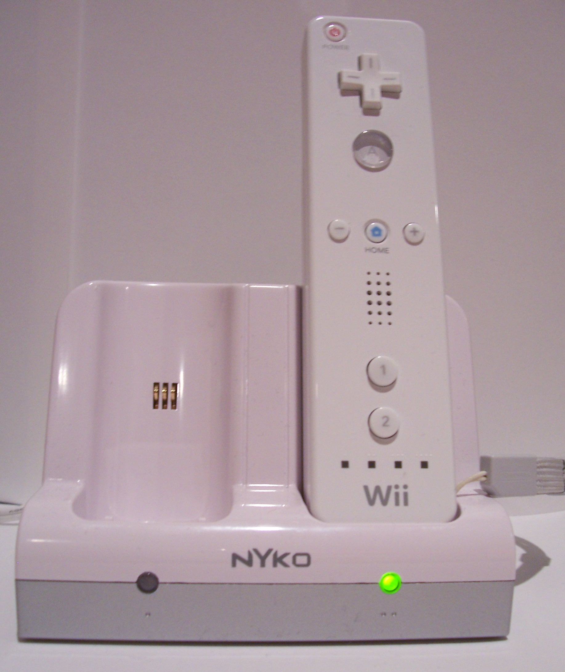 wii charge station.jpg